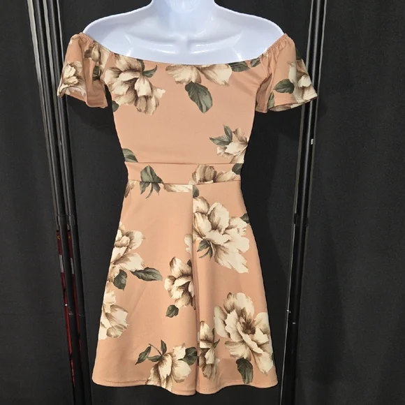 Charlotte Russe Tan Floral Off-Shoulder Lace-Up Skater Dress - Picture 2 of 5